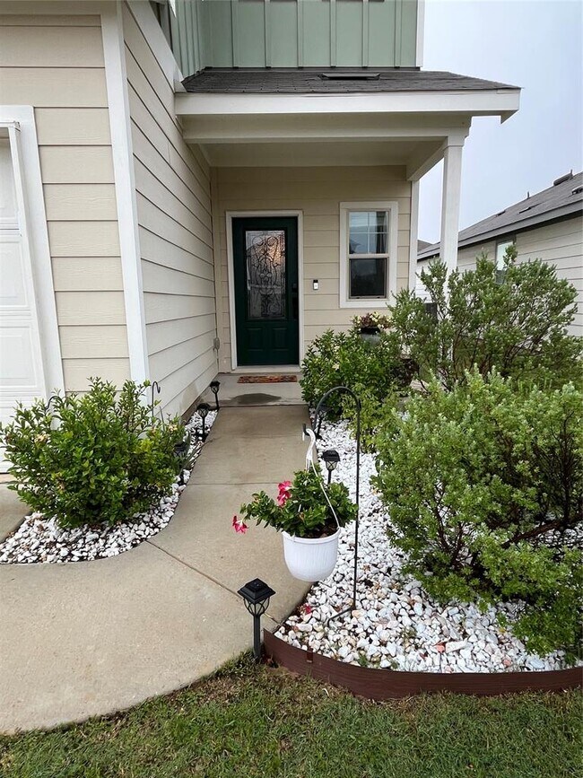 property at 208 Prairie Falcon Wy