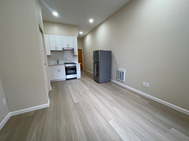 1012 Grant Ave in San Francisco, CA - Building Photo - Building Photo