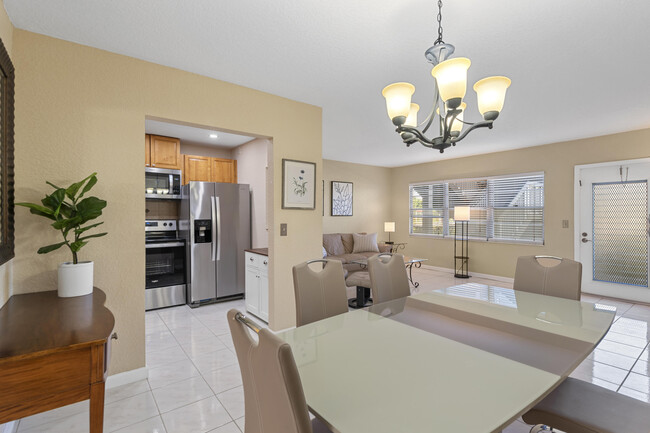 180 Suffolk F in Boca Raton, FL - Building Photo - Building Photo