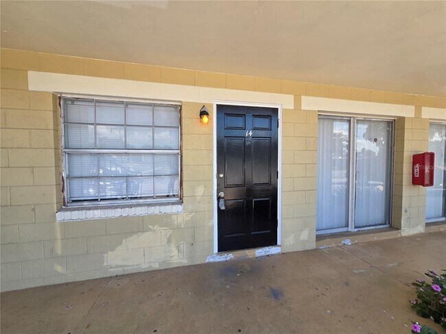 706 W Dixie Ave in Leesburg, FL - Building Photo - Building Photo