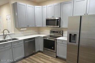 7875 Melvin Rd in Jacksonville, FL - Building Photo - Building Photo