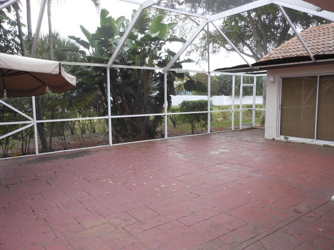 7296 Via Palomar in Boca Raton, FL - Building Photo - Building Photo