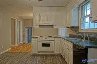 7805 Hilton Dr SW in Huntsville, AL - Building Photo - Building Photo
