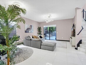 8824 NW 154th Terrace in Miami Lakes, FL - Building Photo - Building Photo