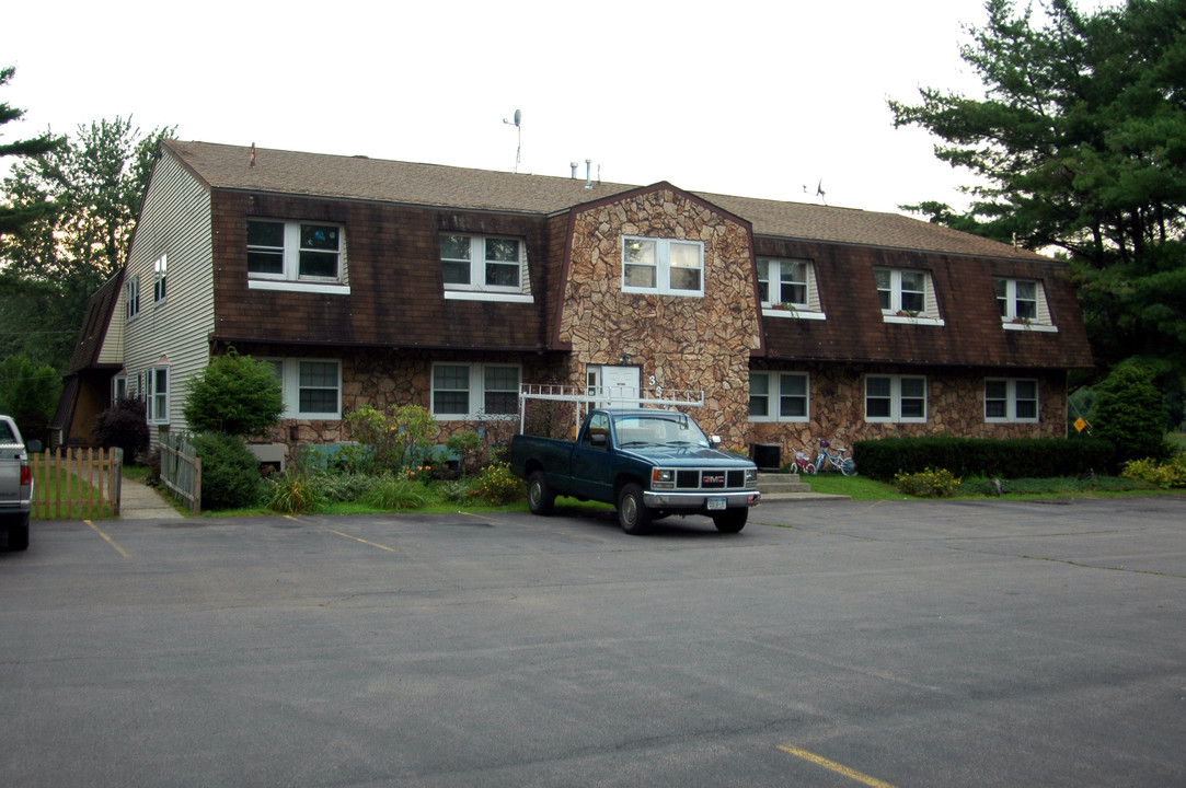 3356 Carman Rd in Schenectady, NY - Foto de edificio