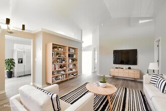 2056 Cobblefield Cir in Apopka, FL - Building Photo - Building Photo