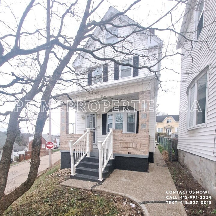 3516 Mayfair St in McKeesport, PA - Foto de edificio