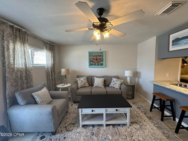 6903 N Lagoon Dr in Panama City Beach, FL - Building Photo - Building Photo