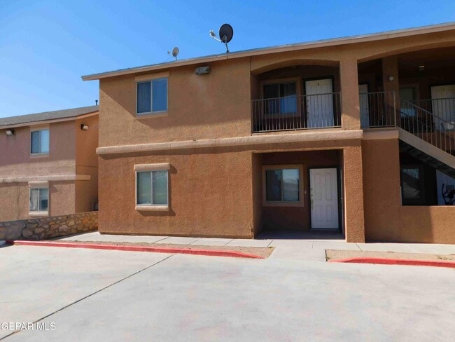 property at 3408 Blue Earth Ln