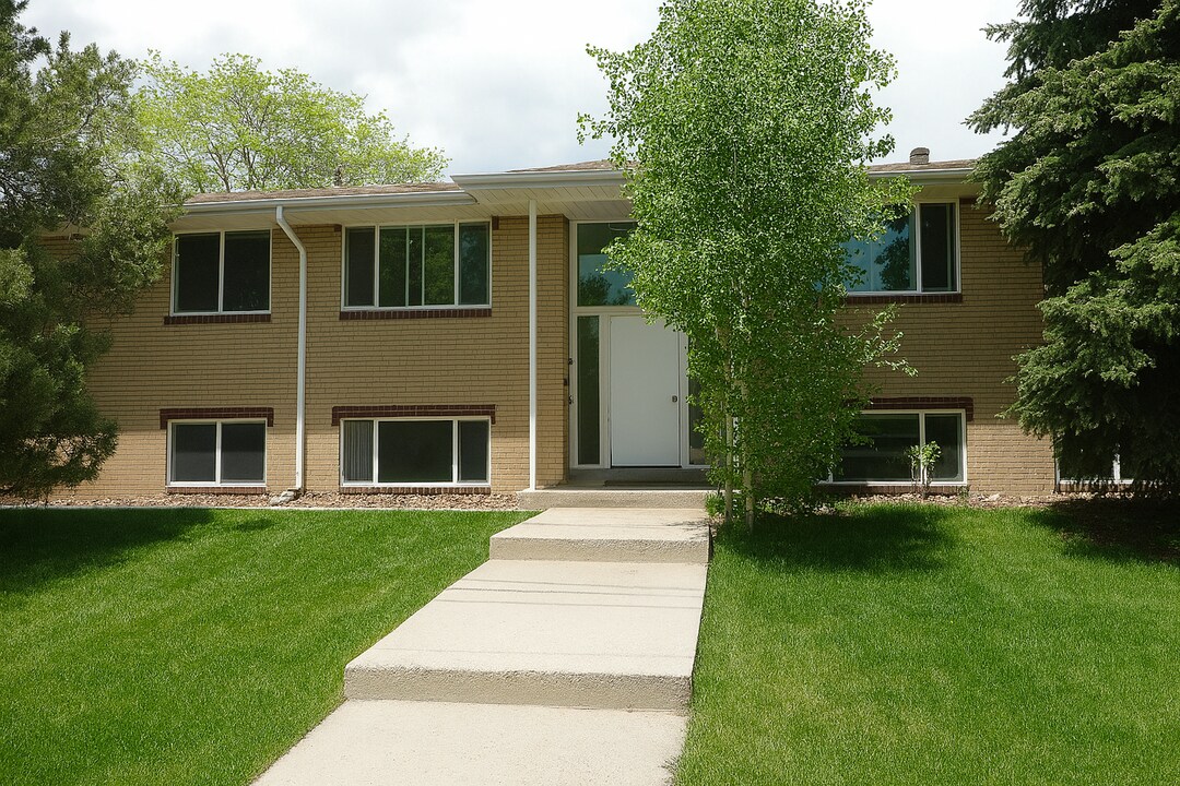715.5 Illinois St in Evergreen, CO - Building Photo