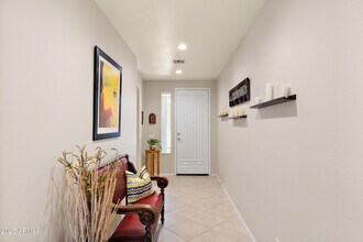 1819 W Deer Creek Rd in Phoenix, AZ - Building Photo - Building Photo