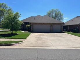 1800 Napa Valley Rd in Edmond, OK - Building Photo