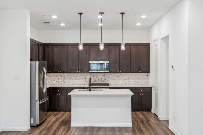 property at 2215 Adena Spgs Dr