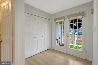 12552 Garland Tree Ct in Fairfax, VA - Building Photo - Building Photo