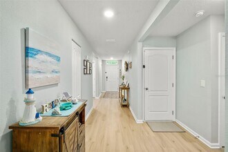 608 Grand Reserve Dr in Bunnell, FL - Building Photo - Building Photo