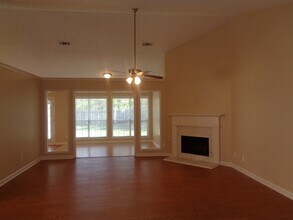 4620 English Oaks Ln NW in Lilburn, GA - Building Photo - Building Photo