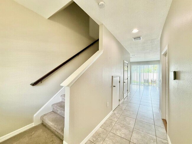 7123 Summer Holly Pl in Riverview, FL - Building Photo - Building Photo