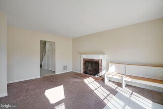 9 Park Square Dr in Indian Head, MD - Building Photo - Building Photo