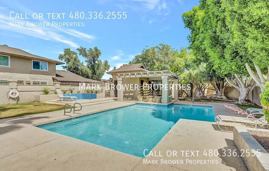 8547 E Belleview St in Scottsdale, AZ - Foto de edificio