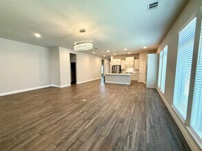 29122 Parker Heights Ln in Fulshear, TX - Building Photo - Building Photo
