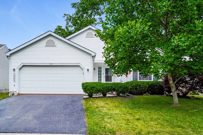 property at 1512 Meadowlark Ln