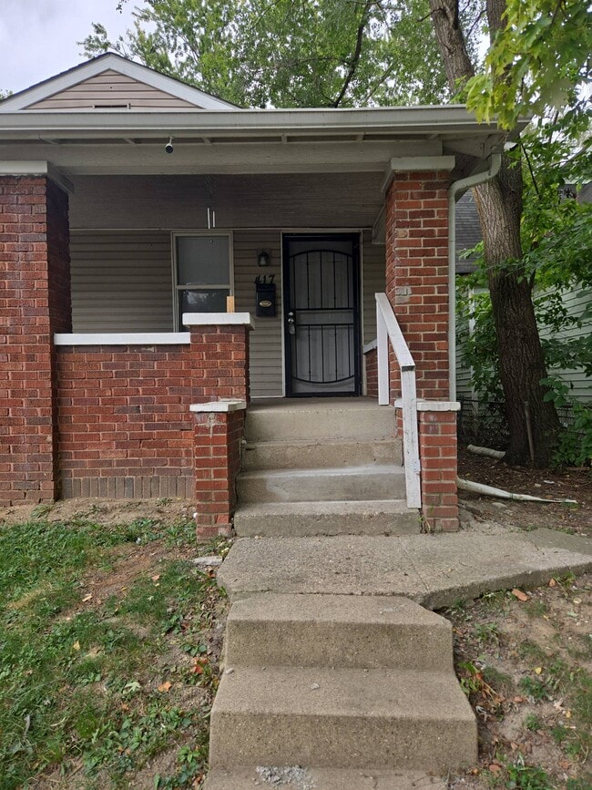 property at 417 N Beville Ave