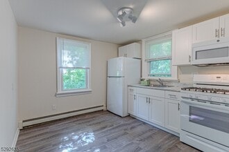 11 Calais Rd in Randolph, NJ - Building Photo - Building Photo