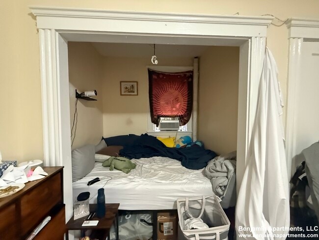 55 Park Dr, Unit 8 in Boston, MA - Foto de edificio - Building Photo