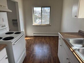 Moline Apartments in Aurora, CO - Building Photo - Building Photo