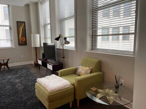 260 E Main St in Rochester, NY - Building Photo - Building Photo