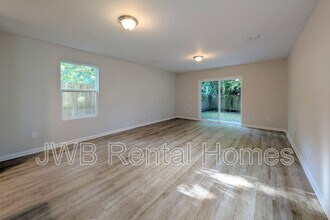 8730 Free Ave in Jacksonville, FL - Building Photo - Building Photo