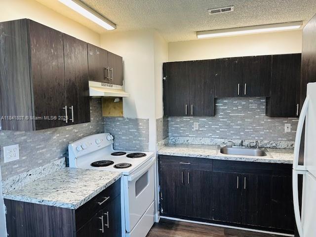 property at 851 SW 9th St