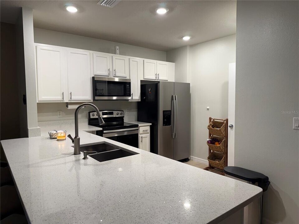 358 Highcrest Rd in Davenport, FL - Building Photo