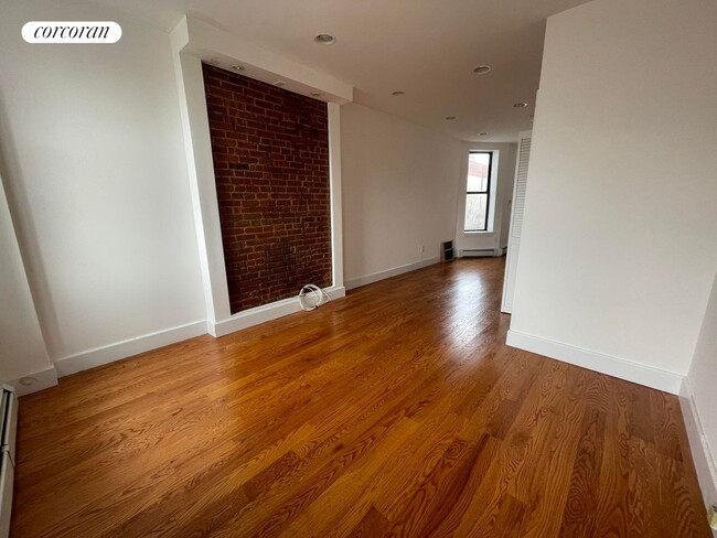 property at 309 W 121st St