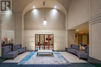 388 Prince of Wales Dr in Mississauga, ON - Building Photo - Building Photo