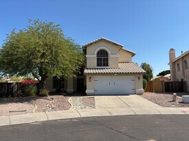 13717 N 80th Ave in Peoria, AZ - Building Photo