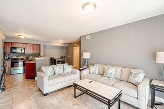 4041 San Marino Blvd in West Palm Beach, FL - Building Photo - Building Photo