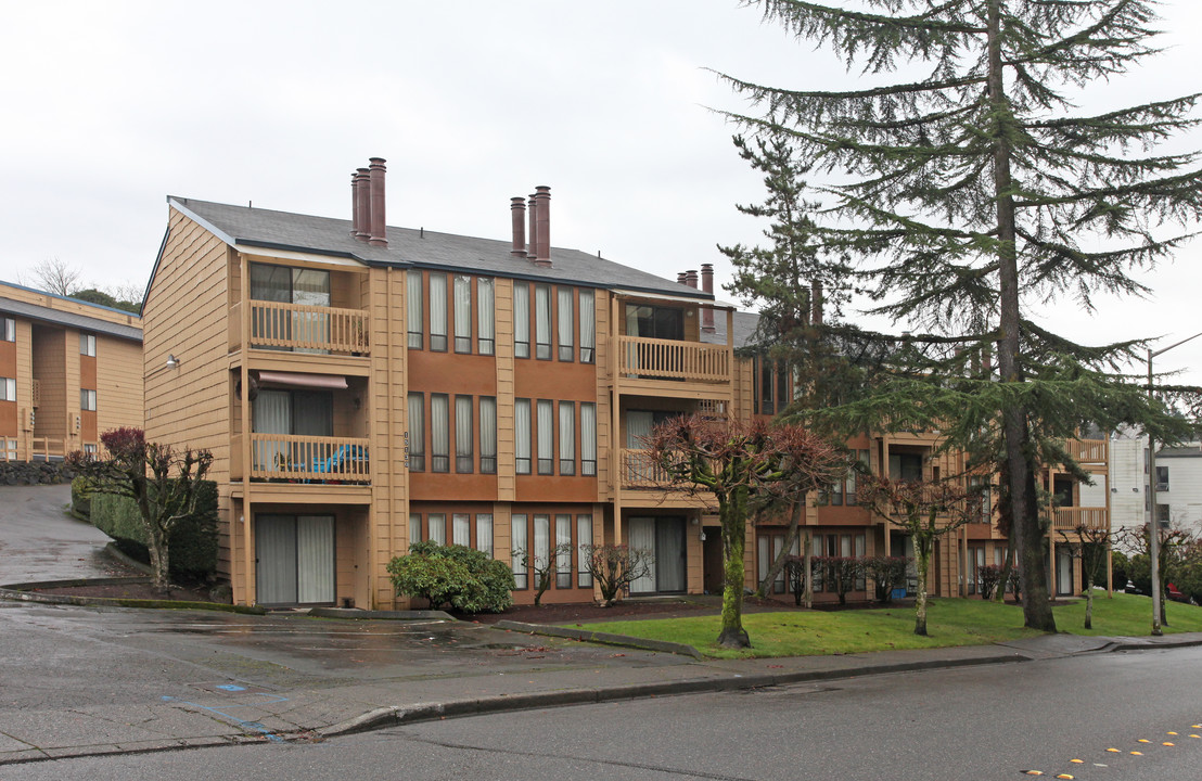 Parkview Apartments in Seattle, WA - Building Photo