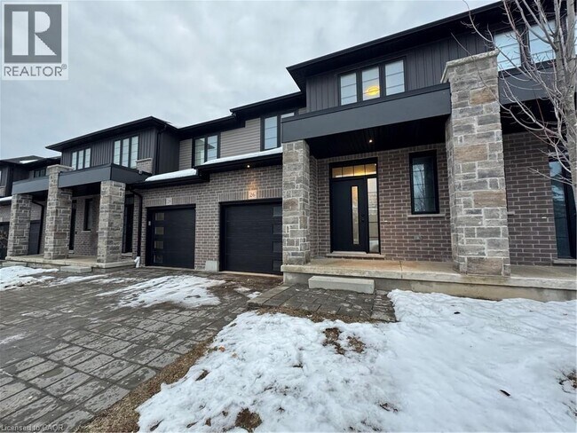 3025 Doyle Dr. in London, ON - Building Photo - Building Photo