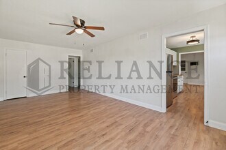 2808 S Glenn Ave in Wichita, KS - Building Photo - Building Photo