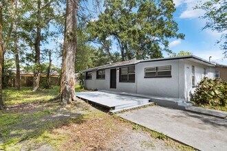 4508 N 38th St in Tampa, FL - Foto de edificio - Building Photo