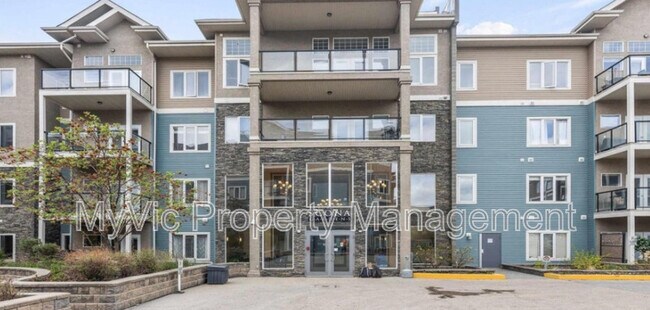 10121-10180 80 Ave NW in Edmonton, AB - Building Photo - Building Photo
