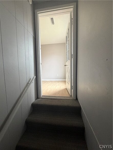 214 Rowland St in Syracuse, NY - Foto de edificio - Building Photo