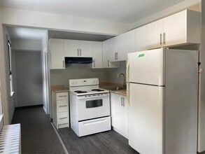 1641 Victoria Park Av in Toronto, ON - Building Photo - Building Photo