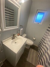 16 Kohlmeyers Ln in Pittsburgh, PA - Building Photo - Building Photo