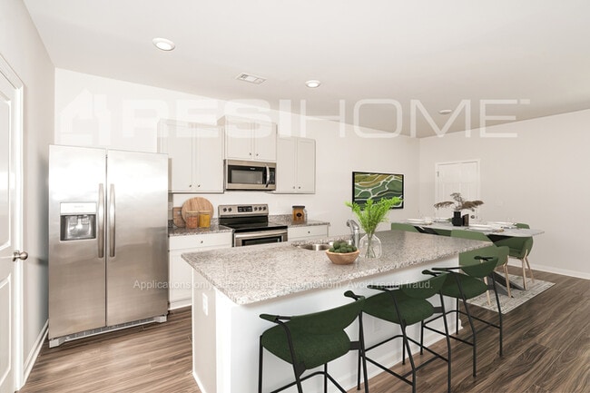 491 Oakwood Dr NW in Milledgeville, GA - Building Photo - Building Photo