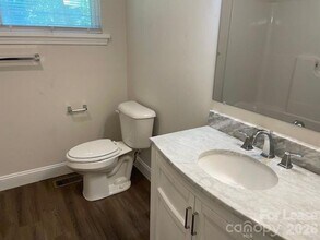 802 Spencer Rd in Conover, NC - Building Photo - Building Photo