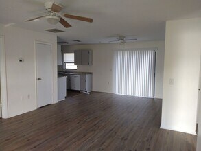5410 Parnell Ave in Spring Hill, FL - Building Photo - Building Photo