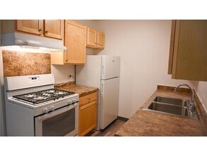 1205 Victoria St in Fairmont, MN - Building Photo - Building Photo