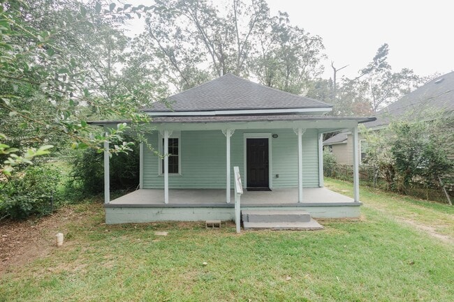 property at 526 N 17th St